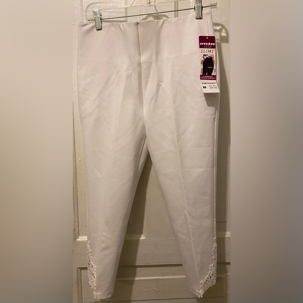 Nygard luxe slims. White pants Size M